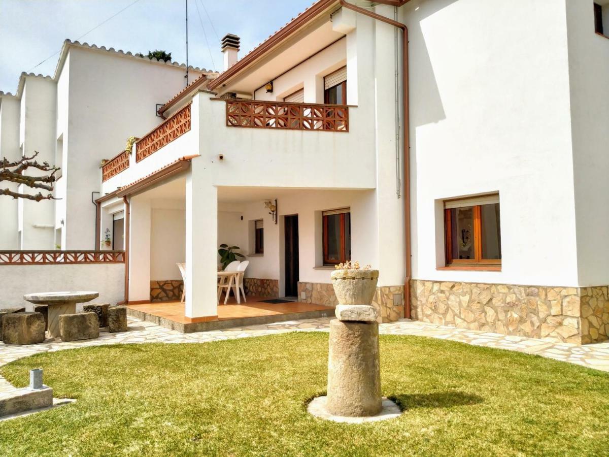 Vacay Apartamento Montgo, Agradable Jardin! En Costa Brava L'Escala! Buitenkant foto